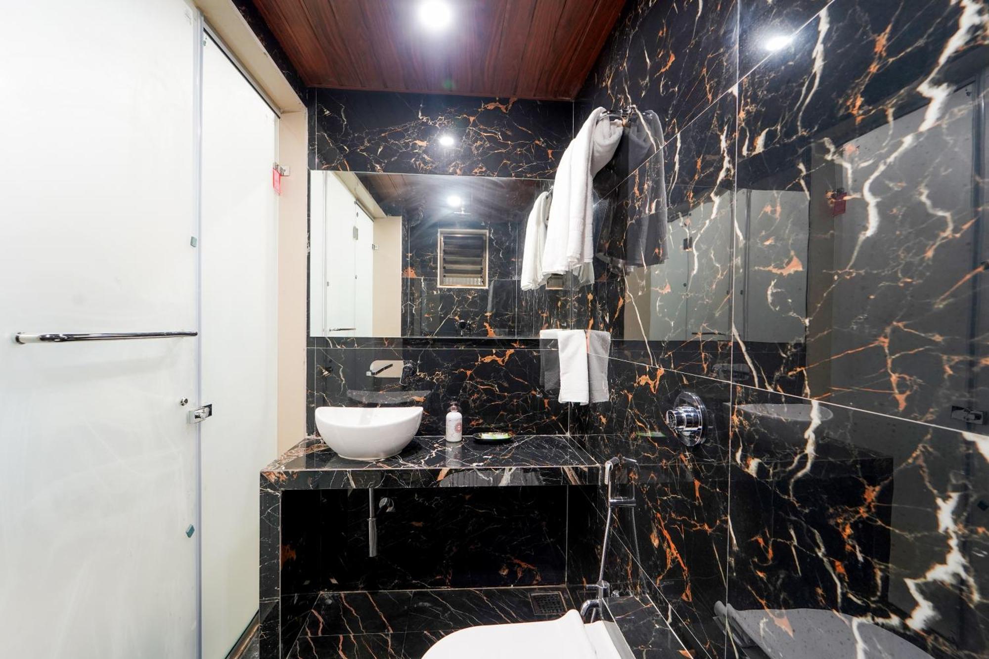Hotel Bright Star Mahābaleshwar Εξωτερικό φωτογραφία