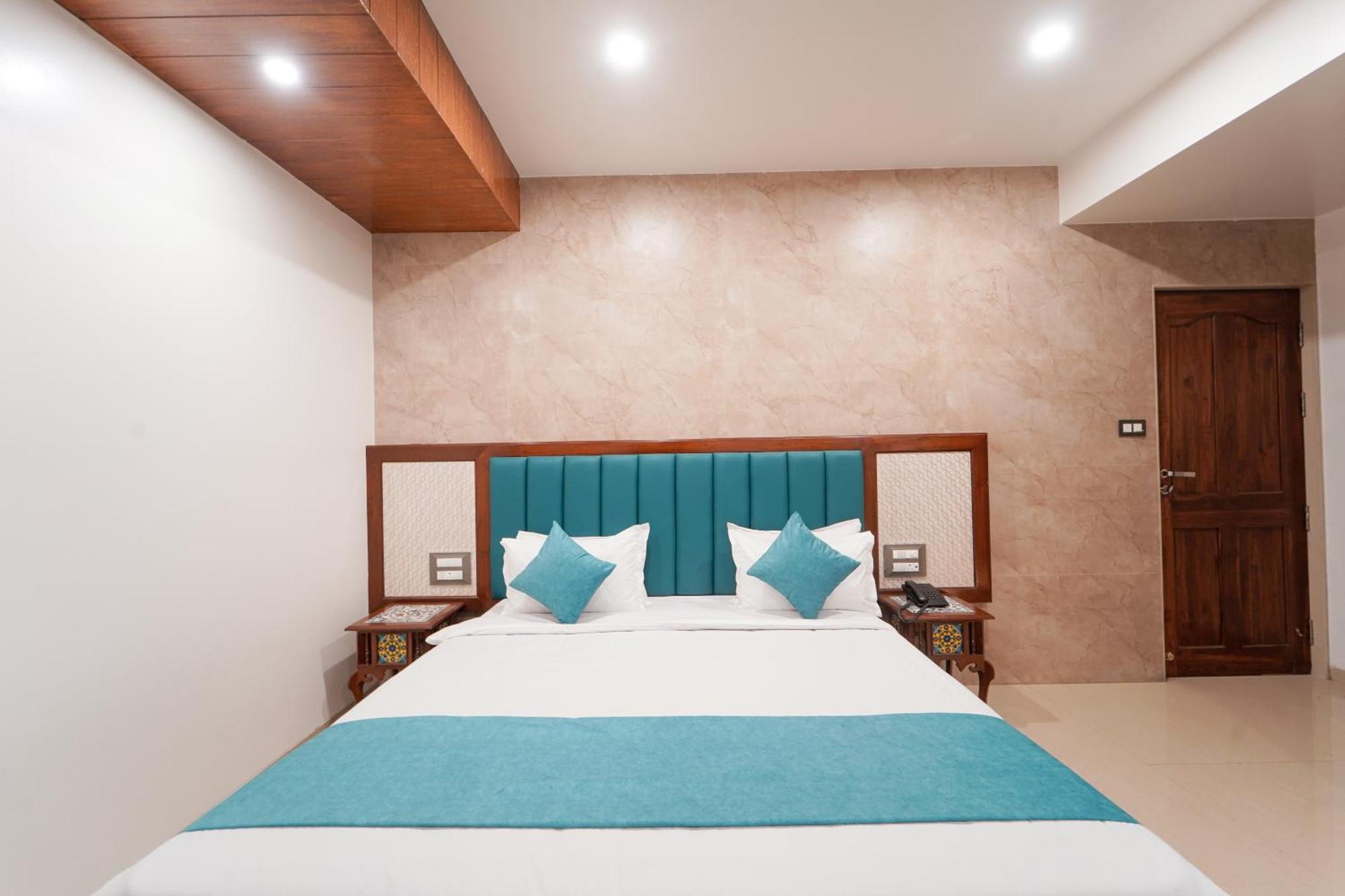 Hotel Bright Star Mahābaleshwar Εξωτερικό φωτογραφία
