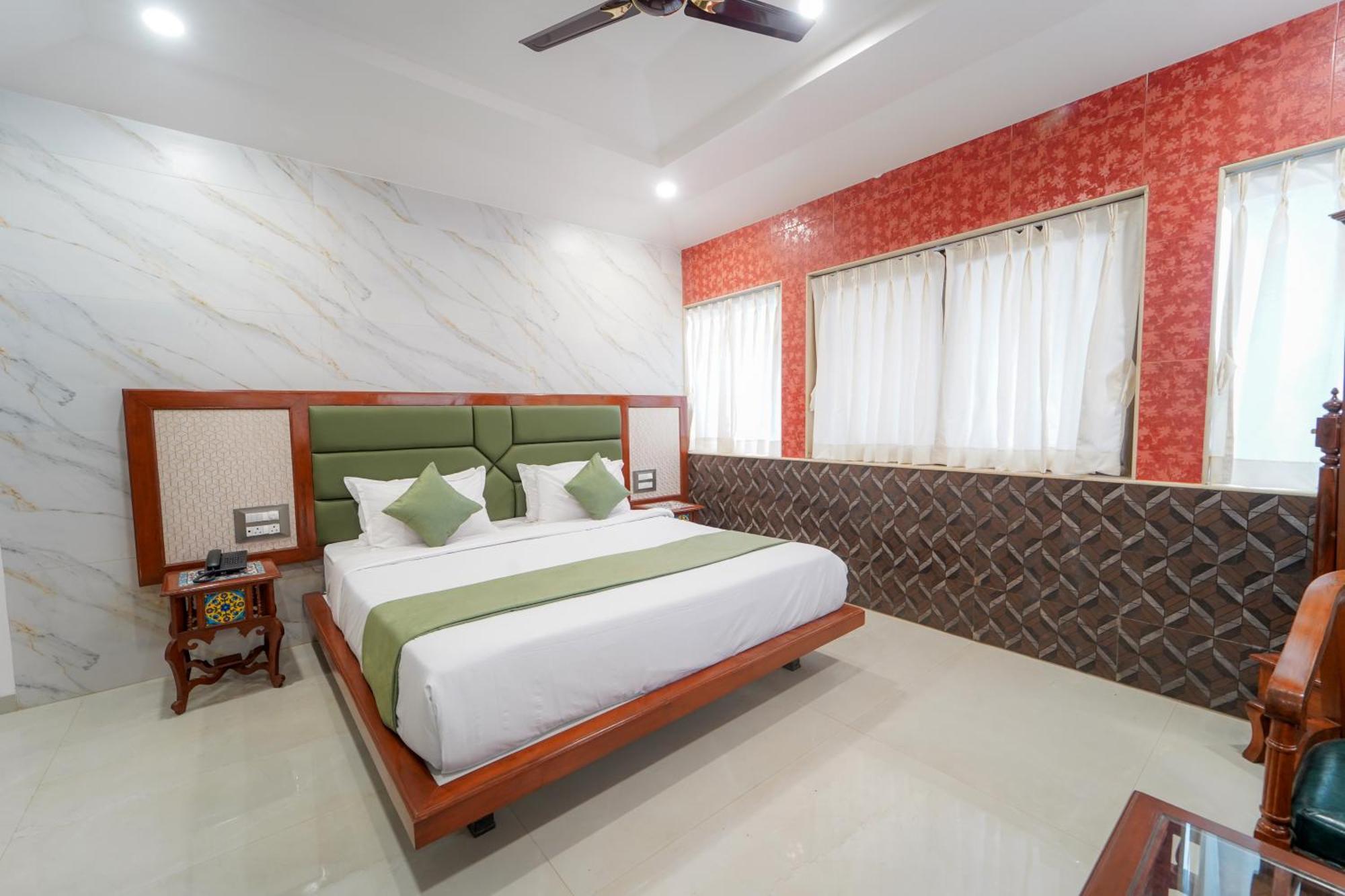 Hotel Bright Star Mahābaleshwar Εξωτερικό φωτογραφία